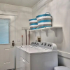 Отель GOOD THYMES 3 Bedroom Holiday Home by Five Star Properties, фото 6