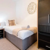 Отель Perfect Base to Stay in Swansea - TV in every Bedroom!, фото 5