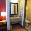 Отель Red Roof Inn Fargo - I-94/ Medical Center, фото 10