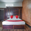 Отель OYO 17080 The Lasa Grand, фото 20