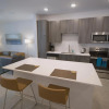 Отель Spectacular Suite 1BR/1BA Apt. (D) - Includes Bi-weekly Cleanings & Linen Change, фото 6