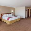 Отель Seasons Inn & Suites Highland, фото 21