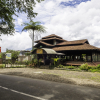 Отель OYO 2640 Rumah Kayu Cottage Syariah, фото 9