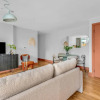 Отель Two Bedroom Apartment in Limehouse, фото 15
