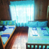 Отель Rooms At An American-Style Cabin, фото 4
