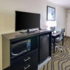 Отель Quality Inn & Suites, фото 19