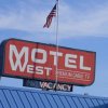Отель Motel West в Бэнде