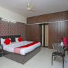 Отель Dwell Suites by OYO Rooms, фото 14