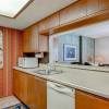 Отель Mountain Plaza at Center Village by Copper Mountain Lodging, фото 20