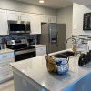 Отель Three Bedroom Apartment #4 -- 5014 LBC -- Vusa Three Bedroom Condo Apartment, фото 9