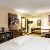Отель Red Roof Inn PLUS+ Baltimore-Washington DC/BWI Airport, фото 12