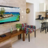 Отель Modern Condo, Just Steps To Mamitas Beach And 5Th!, фото 9