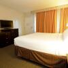 Отель The Sojourn Los Angeles - Sherman Oaks, фото 4