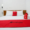 Отель RedDoorz near Teleng Ria Beach, фото 17