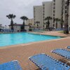 Отель Beachfront Resort * Heated Pool * Sleeps Heaps (Saida Royale 9039) by RedAwning, фото 12