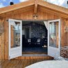 Отель Cosy Lodge With Private Hot Tub in Tottergill Farm, фото 1