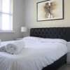 Отель Bright 1 Bedroom Home in West London W/parking!, фото 6