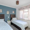 Отель Room in Guest Room - Apple House Wembley Twin Room Shared Bathroom, фото 8