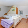 Отель Awesome Home in Grohote With Wifi and 4 Bedrooms, фото 7