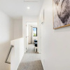 Отель Cozy Brand New Townhouse 7, фото 8