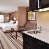 Отель Holiday Inn Express Hotel & Suites Emporia Northwest, an IHG Hotel, фото 37
