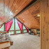 Отель Midtown HideAway - Two Bedroom Cabin, фото 1