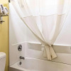 Отель QUALITY INN & SUITES FRANKLIN, фото 13
