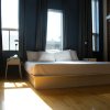 Отель Intimate Plateau Suites by Sonder в Монреале