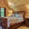 Отель Triple Mountain View - Three Bedroom Cabin, фото 44