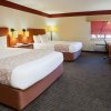 Отель La Quinta Inn & Suites by Wyndham Columbus State University, фото 10