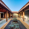 Отель SaffronStays Anantham, Kamshet - pet-friendly lakefront villa with a huge verandah, фото 16