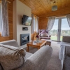 Отель Loch Leven Lodge 6, фото 23