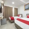 Отель OYO 90337 Sungai Rengit City Resort 3, фото 12