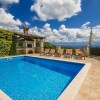 Отель Detached Villa With Private Swimming Pool And Spectacular Views Of Motovun, фото 15