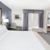 Отель Holiday Inn & Suites Chicago-Carol Stream (Wheaton), фото 49