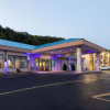 Отель Howard Johnson Hotel & Conference Center by Wyndham Salem, фото 1