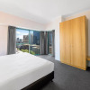 Отель Riverside Apartments Melbourne, фото 34
