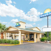 Отель Days Inn Fairmont, фото 1