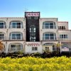 Отель Jeju Beach House Pension, фото 1
