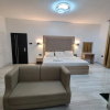 Отель The Charis Hotel and Suites, фото 3