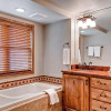 Отель Torian Plum Condominiums, фото 9