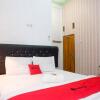 Отель RedDoorz Syariah near RS Mitra Siaga, фото 7