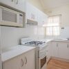 Отель Greenways Apartments, фото 16