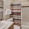 Отель Ski-in/ Ski-out 3br 3.5ba Forest + Mountain Views Sleeps 8 3 Bedroom Condo by RedAwning, фото 8