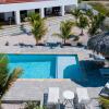 Отель Beautiful 3br2 5BA Villa w Pool Close 2 Baby Beach, фото 16