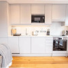 Отель Deluxe & Chic 1 & 2 Bed Apts near Heathrow, Legoland, & Windsor Slough, фото 22
