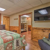 Отель Pigeon Forge Cabin w/ Hot Tub & Mountain Views!, фото 3