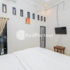 Отель Boss Residence Serang Redpartner, фото 5
