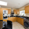 Отель 3 Bedroom House In Central Wimbledon, фото 4