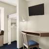 Отель Microtel Inn by Wyndham Louisville East, фото 3